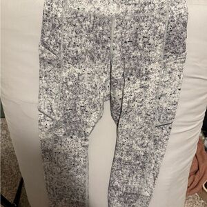 Lululemon Athletica Black and White Patterned Leggings